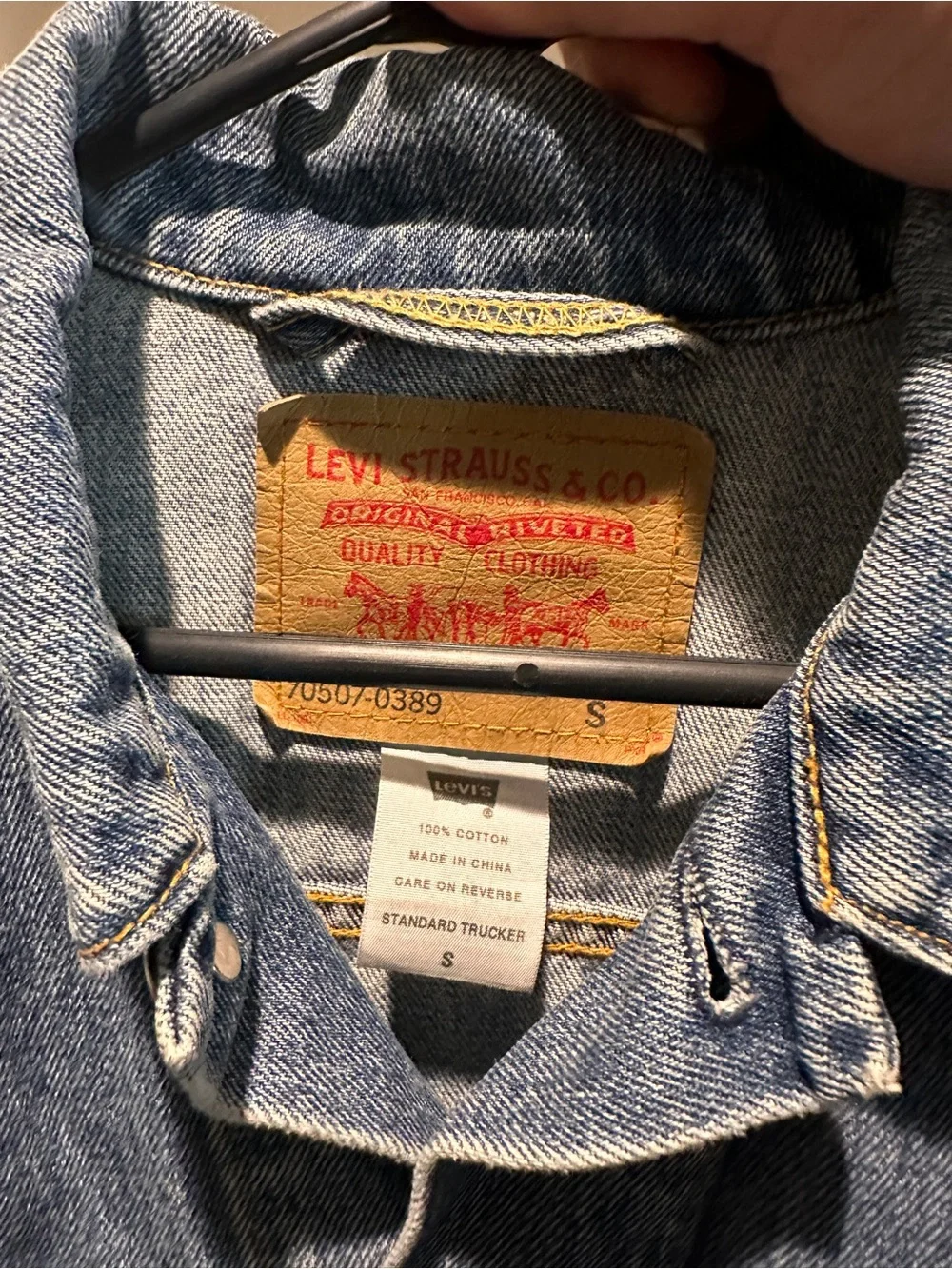 Levi’s Unisex Button Down Jean Jacket Standard Trucker Size Small Pre-Owned